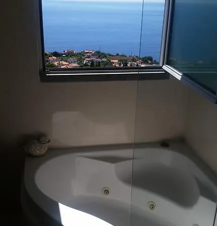 Villa Abreu - A Wonderful Ocean View Calheta  Exterior photo